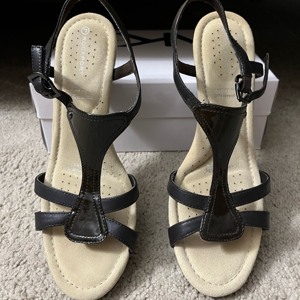 NWOT ROCKPORT WEDGE SANDAL